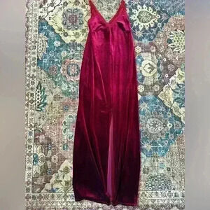 Romeo and Juliet burgundy velvet maxi wedding guest dress